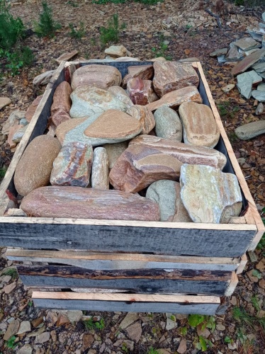 Златолит жёлтый, жёлто-зелёный глыбки и валуны для ланшафтного дизайна купить в Магасе