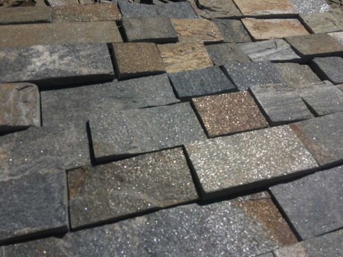 Плитка пилёная златолит Уральский для цоколя, отмостки купить в Магасе