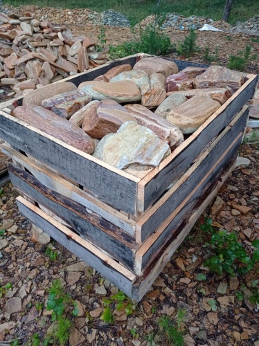 Златолит жёлтый, жёлто-зелёный глыбки и валуны для ланшафтного дизайна купить в Магасе