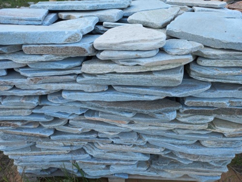 Плитняк златолит зелёный галтованный для цоколя купить в Магасе